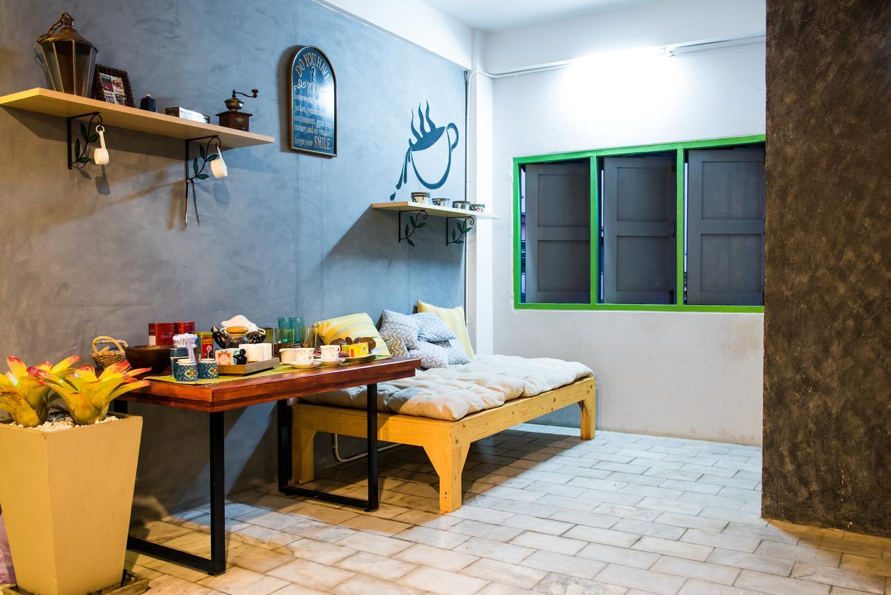 Albergue I Na Seaview Rayong Exterior foto