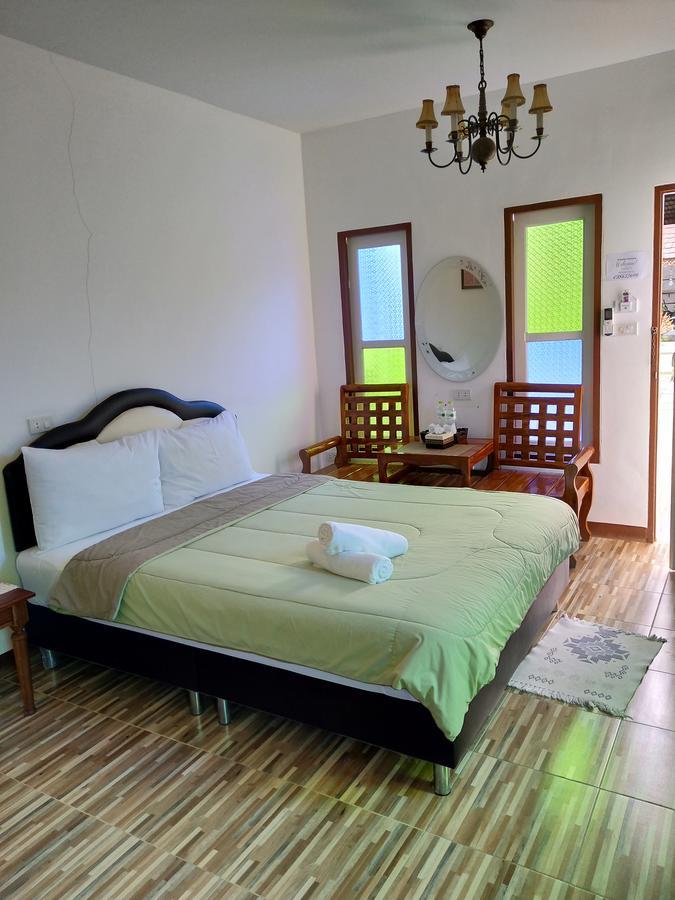 Albergue I Na Seaview Rayong Exterior foto